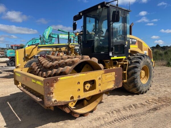 Used CAT CP54B Roller